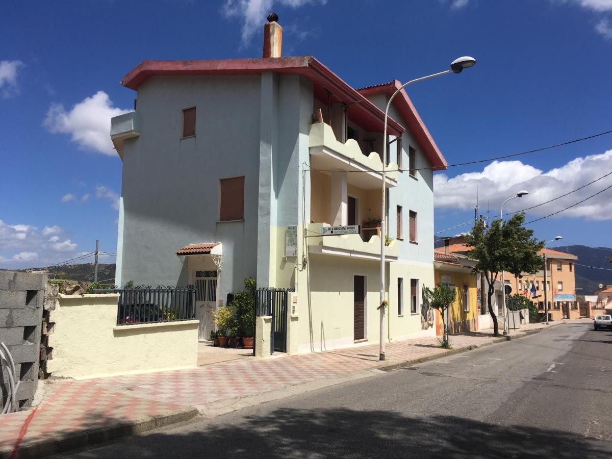Bed And Breakfast Da Antonio - 奥尔戈索洛 外观 照片